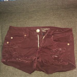 American Eagle size 6 shorts. maroon.